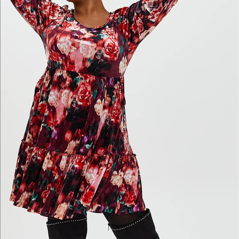 Torrid 4 Floral Crushed Velvet Skater Dress